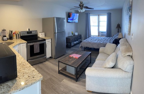 Southern Coast Appartement | Cozy new efficiency close to beach and shopping