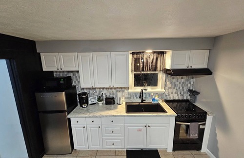 Southern Coast Copropriété | Cozy Newly Renovated 2-bedroom Condo By The Beach