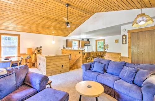 Cranmore Birches Maison | Cozy North Conway Home: Walk to Slopes & Dtwn