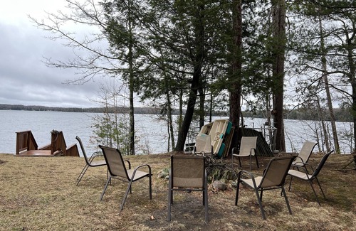 Pickerel Cabine | Cozy Northern WI Cabin on the Lake—Pontoon Boat Rental Available!