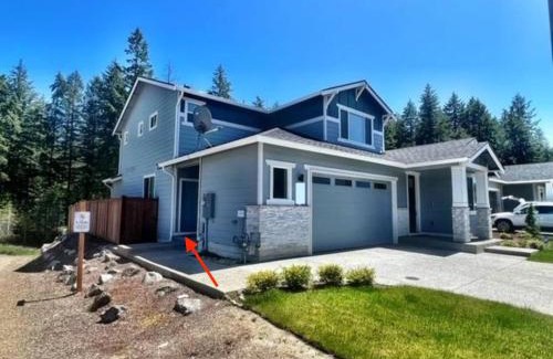 Port Orchard Appartement | Cozy Oasis in Port Orchard - Private 1BR Suite with Trails