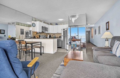 Wilmington Beach Copropriété | Cozy Oceanfront Condo with Heated Pools & Views