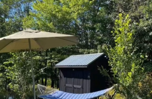 Denver Cabine | Cozy Off-grid Cabins in beautiful Denver, NY, Catskills with WiFi - Sleeps 4