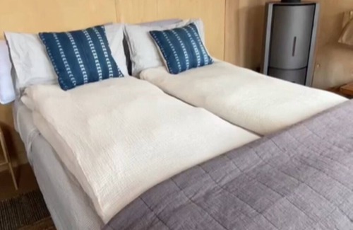 Denver Cabine | Cozy Off-grid Cabins in beautiful Denver, NY, Catskills with WiFi - Sleeps 4