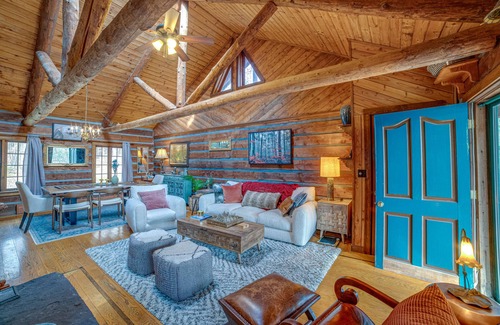 Otego Cabine | Cozy Otego Cabin w/ Wood-Burning Fireplace & Pond!