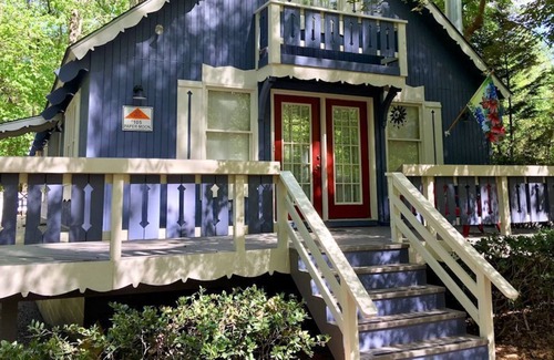 Pine Mountain Chalet De Ski | Cozy Pine Mountain Chalet Minutes Away from Callaway Gardens
