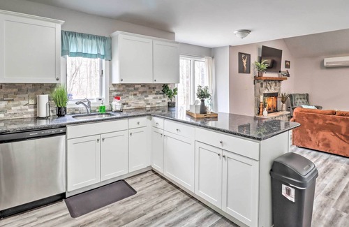 Mount Pocahontas Maison | Albrightsville Home: Close to Lakes & Skiing!