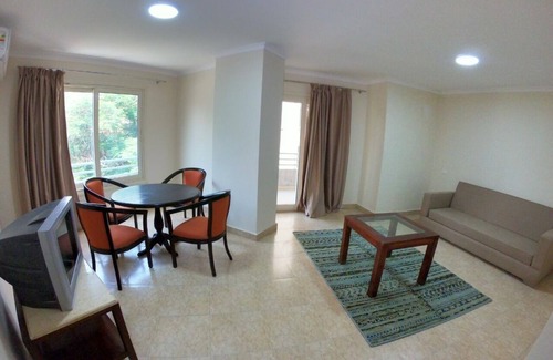 Al Duqqi Appartement | Appartement privé confortable