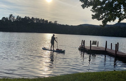 Queensbury Cabine | Cozy Private Lake Cabin Minutes to Lake George & Saratoga Springs - Pet Friendly