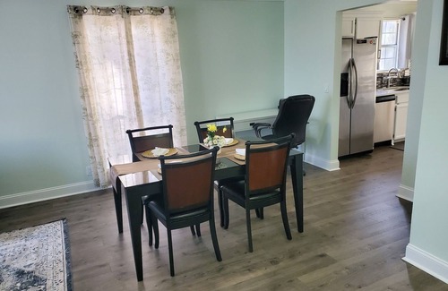 Nashville Maison | Cozy Private Retreat Near Airport and Downtown Nashville.