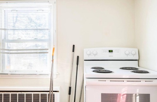 Franklin Square Appartement | Cozy & private rooms, serene neighborhood.JFK 15mins,UBS Arena & NYU Hosp. 8mins