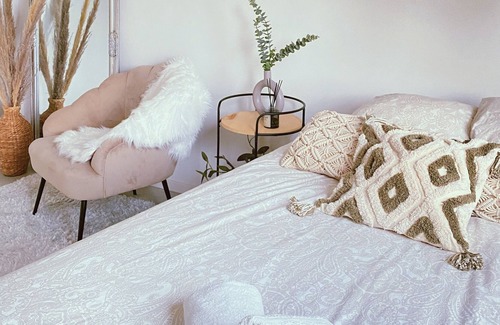 Morgongava Lit Et Petit-Déjeuner | Cozy Private Room with breakfast included.