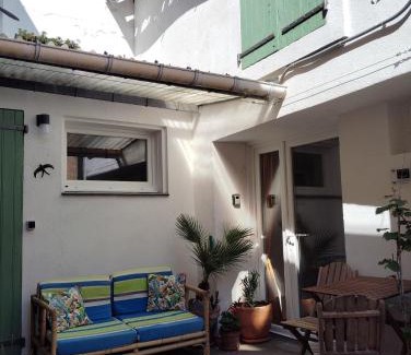 Badens Maison | Cozy property with heating close to Carcassonne ideal for couples & OFFERS
