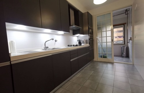 Lumiar Appartement | Cozy Purple Telheiras Apartment