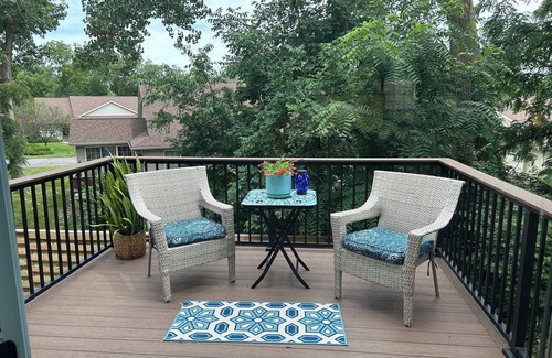 Cedar Rapids - Iowa City Copropriété | Cozy & Quaint 2 bedroom condo in nice NE Cedar Rapids with AC, WiFi