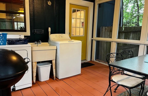 Tallahassee Maison | COZY, QUAINT, COTTAGE