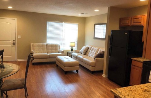 Elizabethtown Appartement | Cozy Quiet apartment in welcoming Elizabethtown with AC, WiFi