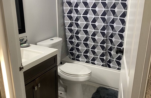 Tamarac Maison | Cozy,Quiet&Comfy W/Netflix/ close to sawgrass mall