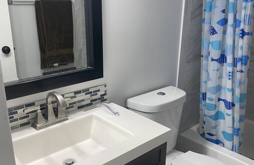 Tamarac Maison | Cozy,Quiet&Comfy W/Netflix/ close to sawgrass mall