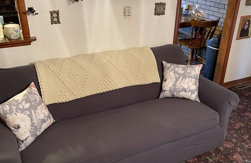 La Moille Maison | Cozy & Quiet Living at the Cookie Cottage