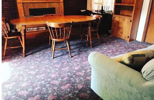 La Moille Maison | Cozy & Quiet Living at the Cookie Cottage