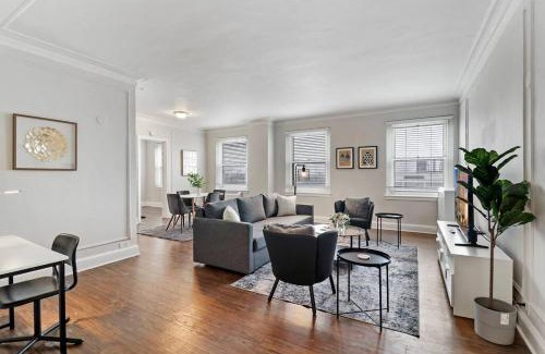 Hyde Park Appartement | Cozy & Radiant 2BR Apartment - BStone 605
