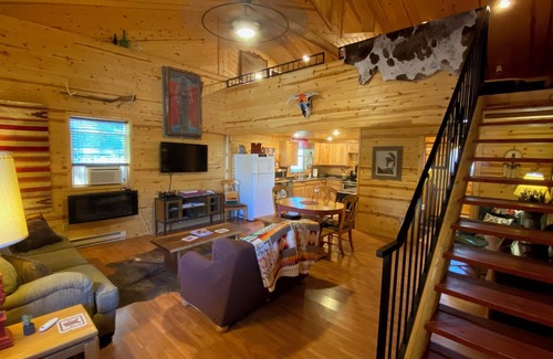 Humboldt County Appartement | Cozy Ranch Apartment, perfect for hunting season, or a fun weekend getaway.