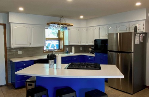 Climax Springs Maison | Cozy ranch, peaceful cove, dock space available. Close to restaurants!