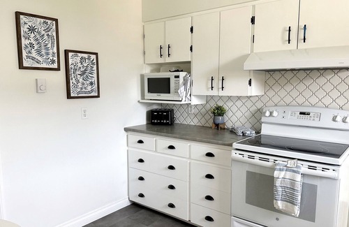 North Cowichan Maison | Cozy rancher close to hospital and all amenities