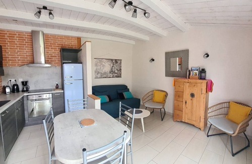 Saint-Vincent-sur-Jard Cottage | Maison rénovée avec jardin partagé de 2000m² à 1,3 km de la plage Clemenceau, idéale pour 4 personnes