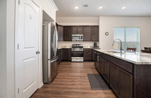Texas City Maison | Cozy Retreat 15 mi from Galveston and JSC