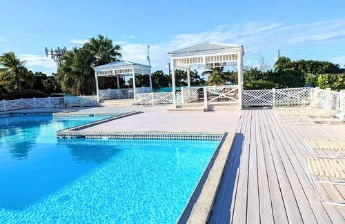 Christiansted Villa | Cozy Retreat by Chenay Bay