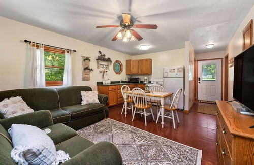 Celina Chalet De Ski | Cozy Retreat on the Obey River near Dale Hollow Lake
