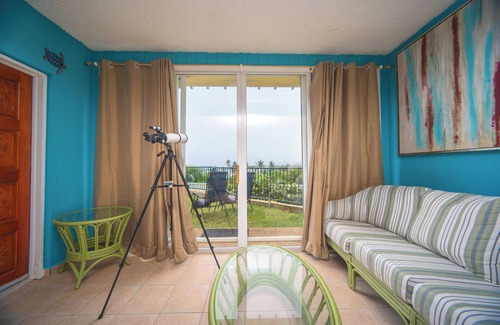 Estate Saint John Copropriété | Cozy Retreat with Dreamy Breeze and a Pool