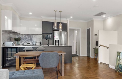 Camp Hill Maison | Cozy Retreat with Modern Comforts (Entire place)