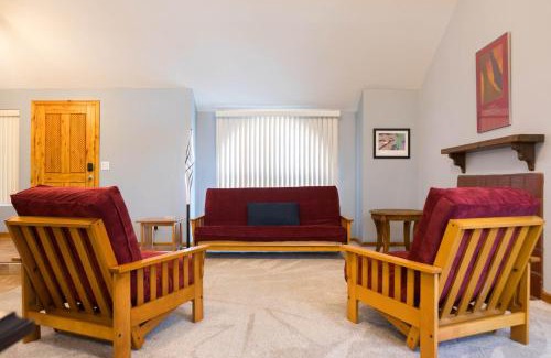 Ahwatukee Foothills Maison | Cozy Retreat with Pool Views Walk to South Mtn Trails