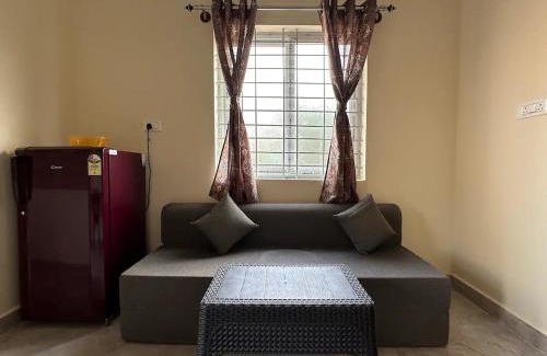 Electronic City Phase II Appartement | Cozy Room 1Bhk with Lift 201