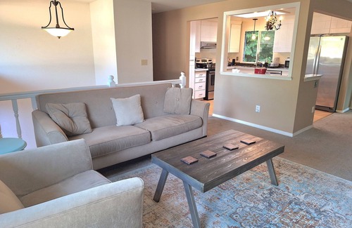 North Creek Maison | Cozy room in a quiet house and safe neighborhood.