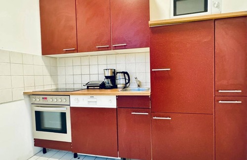 Grinzing Appartement | Cozy Room in a Shared Apt, 10Min to FAC Platz