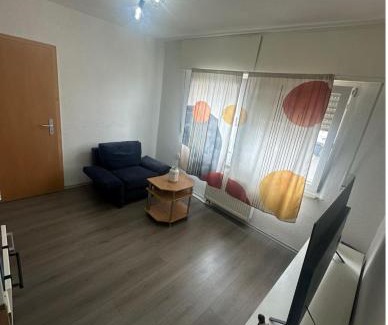 Oberdorla Maison | Cozy Room in Central Raunheim