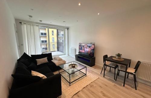 Thames Maison | Cozy room in luxury shared apartment
