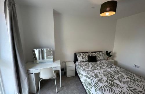 Thames Maison | Cozy room in luxury shared apartment