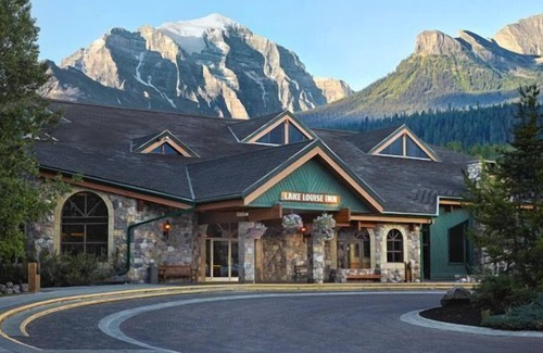 Lake Louise Appartement | Cozy Room in the Mountains | On-Site Ski Lockers!