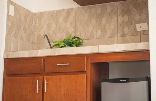 Chichen Itza - Valladolid Appartement | Cozy room with A/C, 5 streets to the central park
