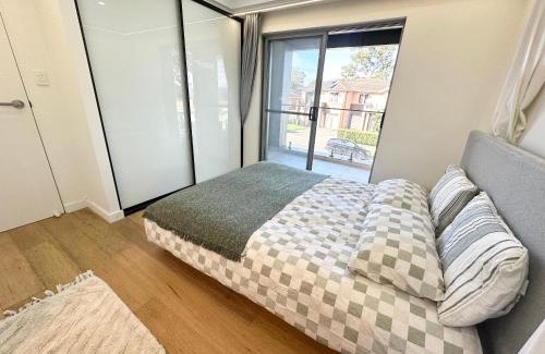 Revesby Maison | Cozy Room with Private Bathroom, Toilet and Balcony Close to Train Station and Airport