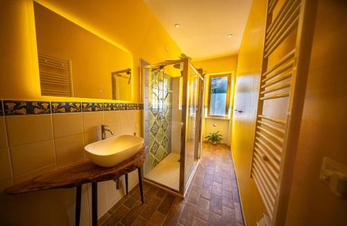 Fratta Lit Et Petit-Déjeuner | Cozy Room with Terrace, Ping Pong & Billiard Table