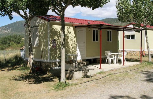 La Puebla de Roda Maison | Bungalow rustique confortable avec piscine