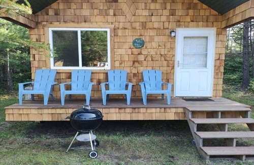 Isabella Cabine | Cozy Rustic Sleeping Cabin in Isabella