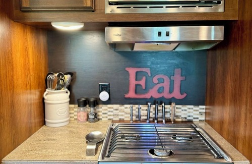 Breckenridge Maison | Cozy RV in Breckenridge nestled in the woods of a 50 acre farm