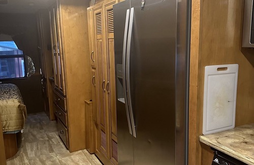 Lake City Maison | Cozy RV in Welcoming Lake City Farm-with AC, WiFi